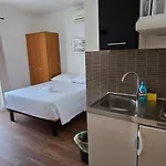 Apartment Maris Ljoljinica