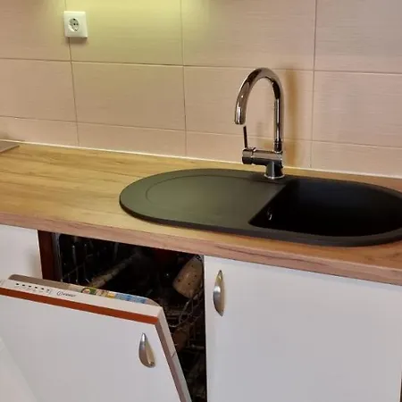 Maris Ljoljinica Διαμέρισμα *