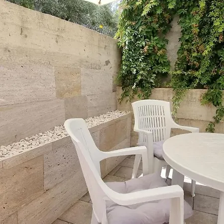 Maris Ljoljinica Appartement *