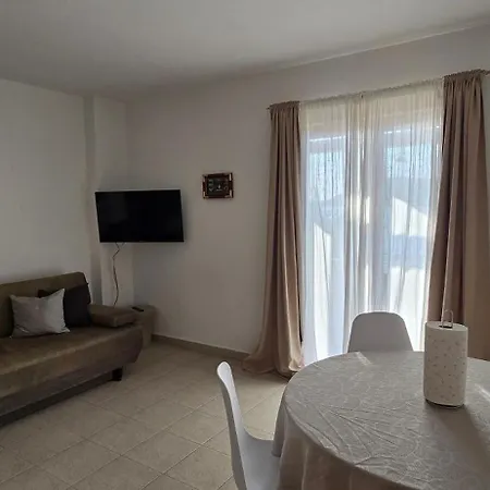 Maris Ljoljinica Apartman