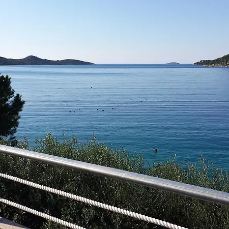 Maris Ljoljinica * Rogoznica (Sibenik-Knin)