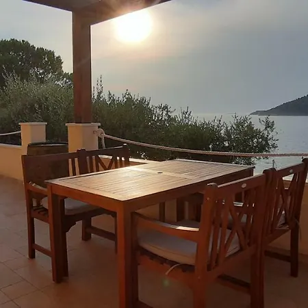 Maris Ljoljinica * Rogoznica (Sibenik-Knin)